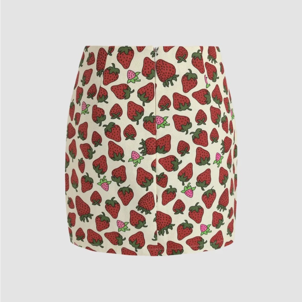 Two Piece 🍓Set - Picture 6 of 6